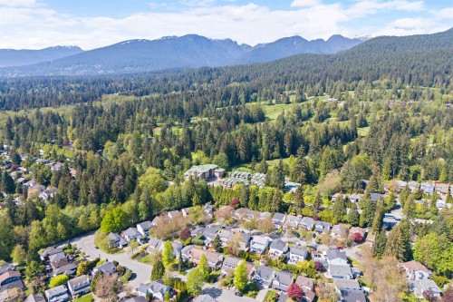 3336 Manning Crescent, North Vancouver, BC 