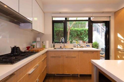 1088 7Th Avenue W, Vancouver, BC 