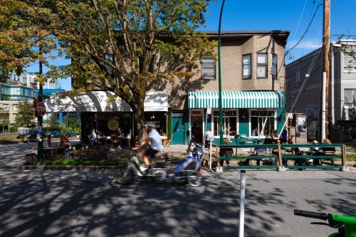 1088 7Th Avenue W, Vancouver, BC 