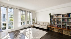 134-528 Foster Avenue  Coquitlam, BC V3J 0E3