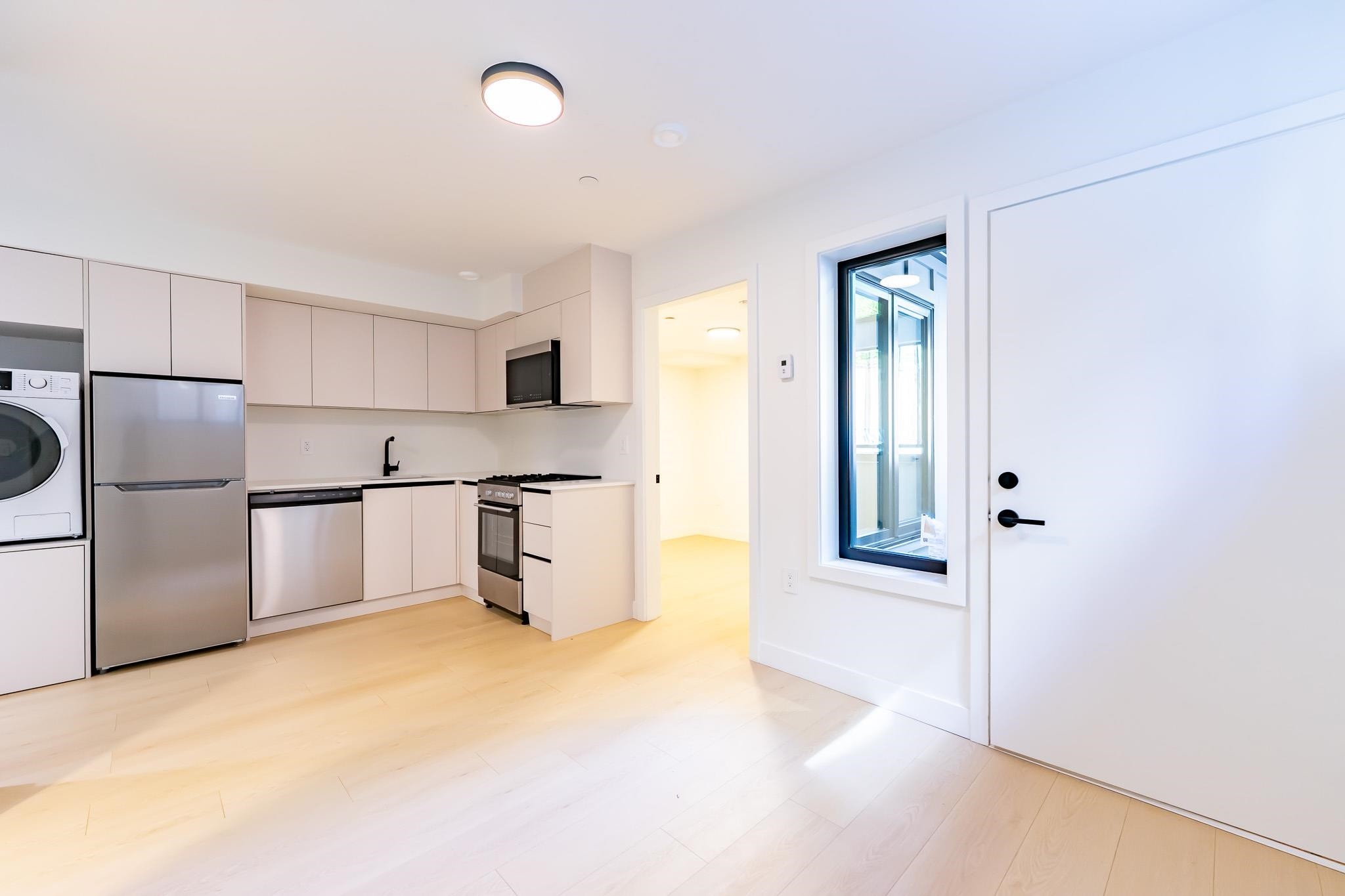6577 Lime Street, Vancouver, BC