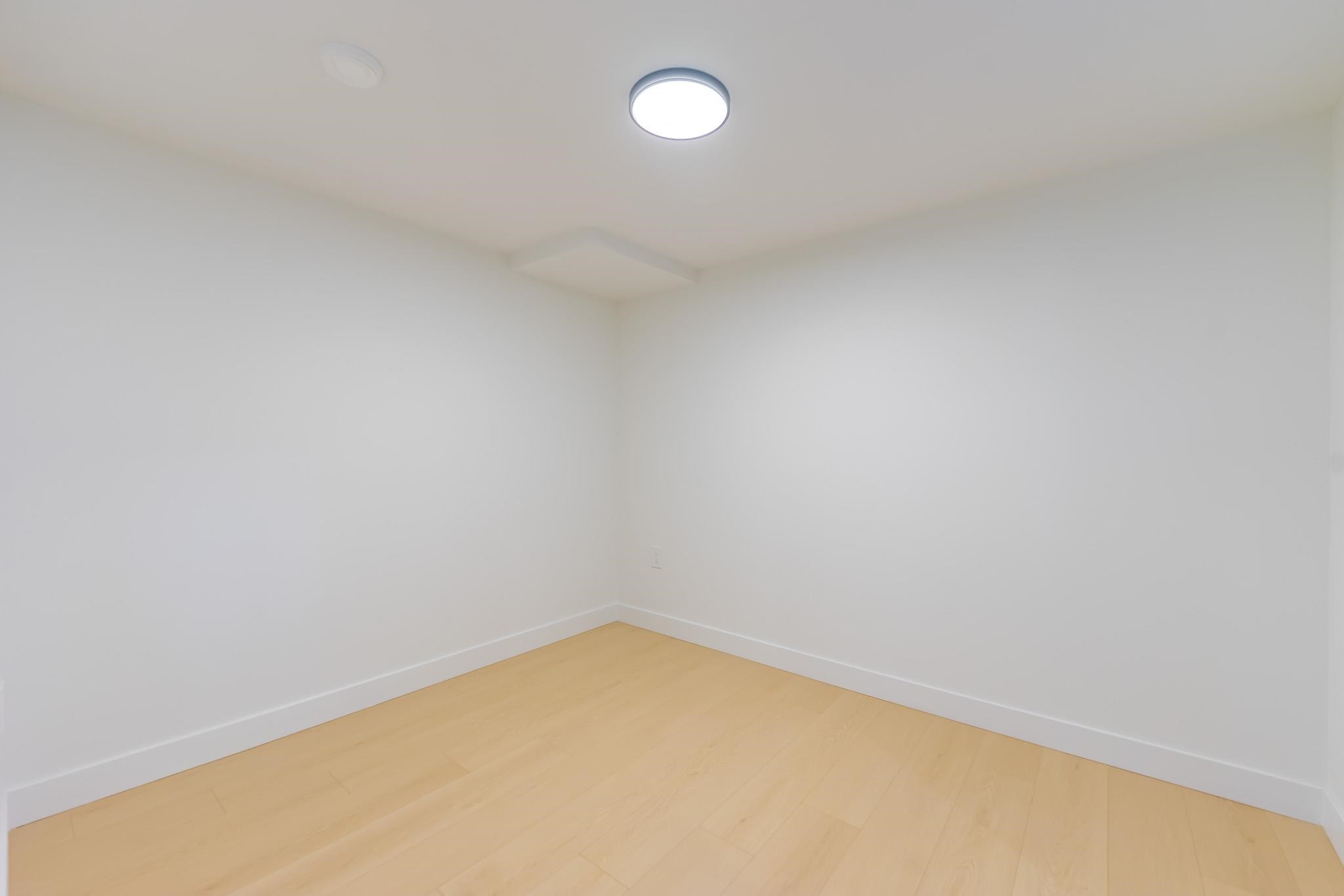 6577 Lime Street, Vancouver, BC