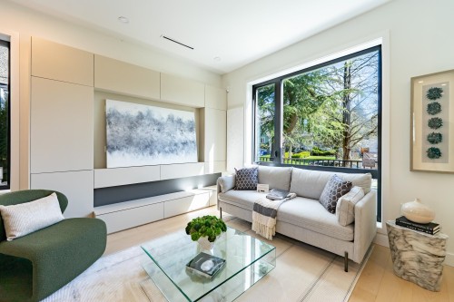 6577 Lime Street, Vancouver, BC 