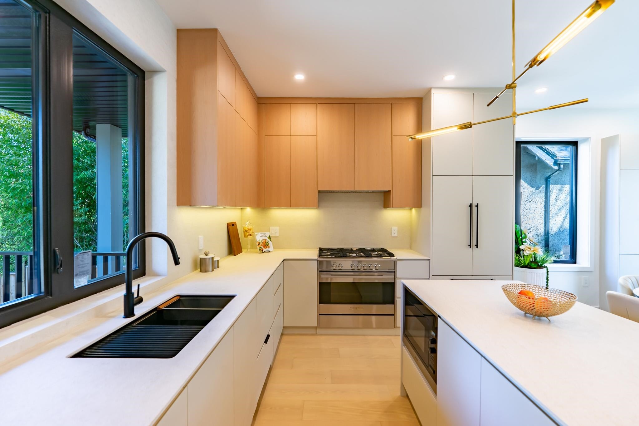 6577 Lime Street, Vancouver, BC
