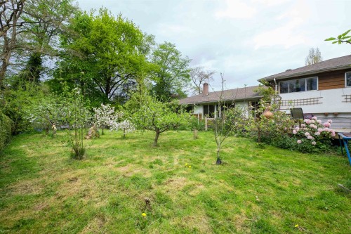 6822 Blenheim Street, Vancouver, BC 