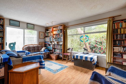 6822 Blenheim Street, Vancouver, BC 