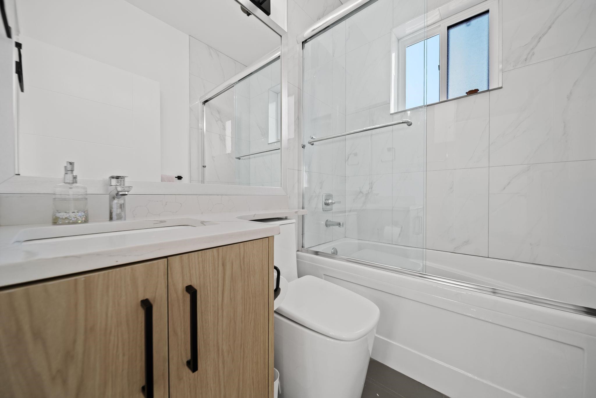 1131 23Rd Avenue E, Vancouver, BC