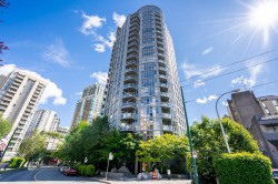 1505-1050 Smithe Street Vancouver, BC V6E 4T4
