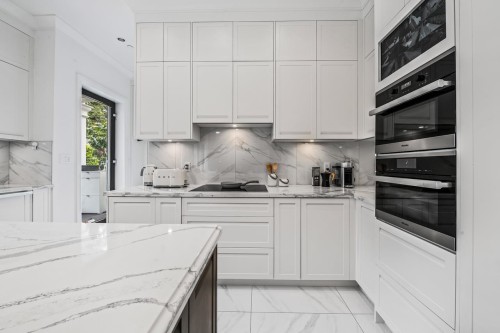 2867 44Th Avenue W, Vancouver, BC 