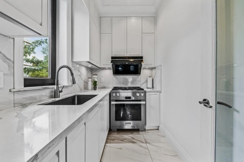 2867 44Th Avenue W, Vancouver, BC 