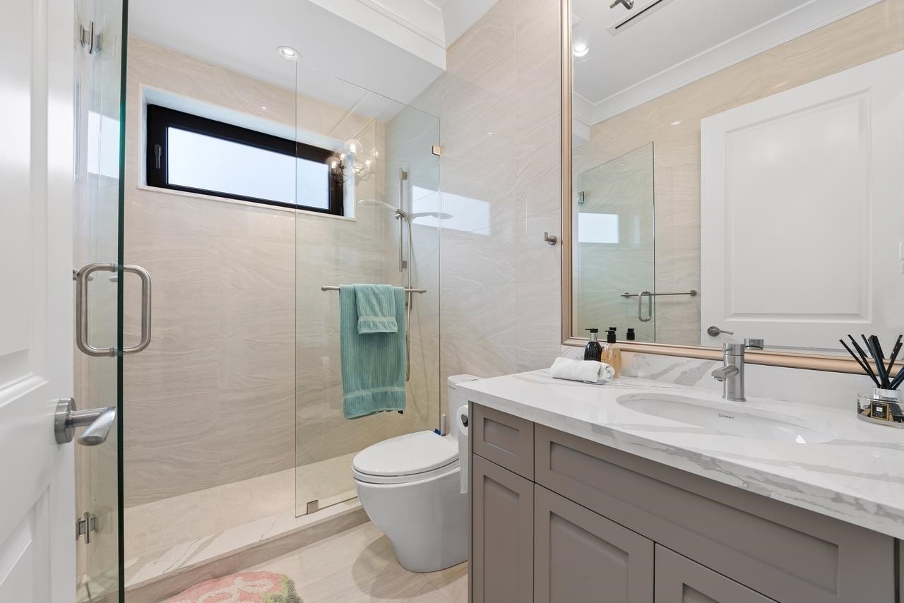 2867 44Th Avenue W, Vancouver, BC
