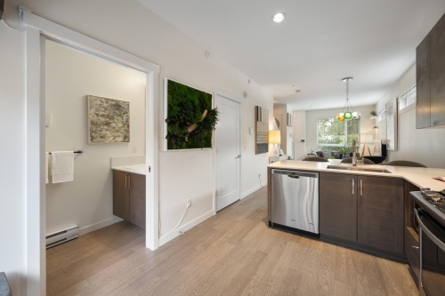 501 44Th Avenue E, Vancouver, BC 