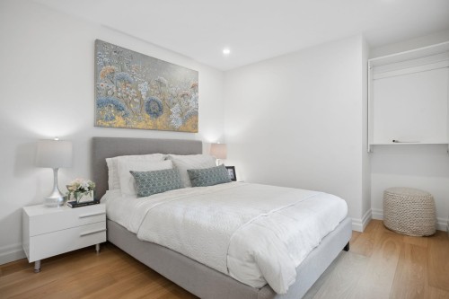 2523 8Th Avenue W, Vancouver, BC 