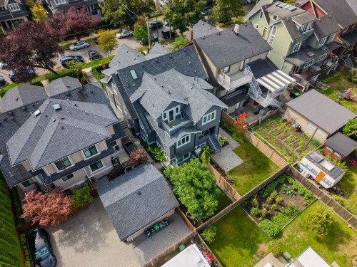 2523 8Th Avenue W, Vancouver, BC 