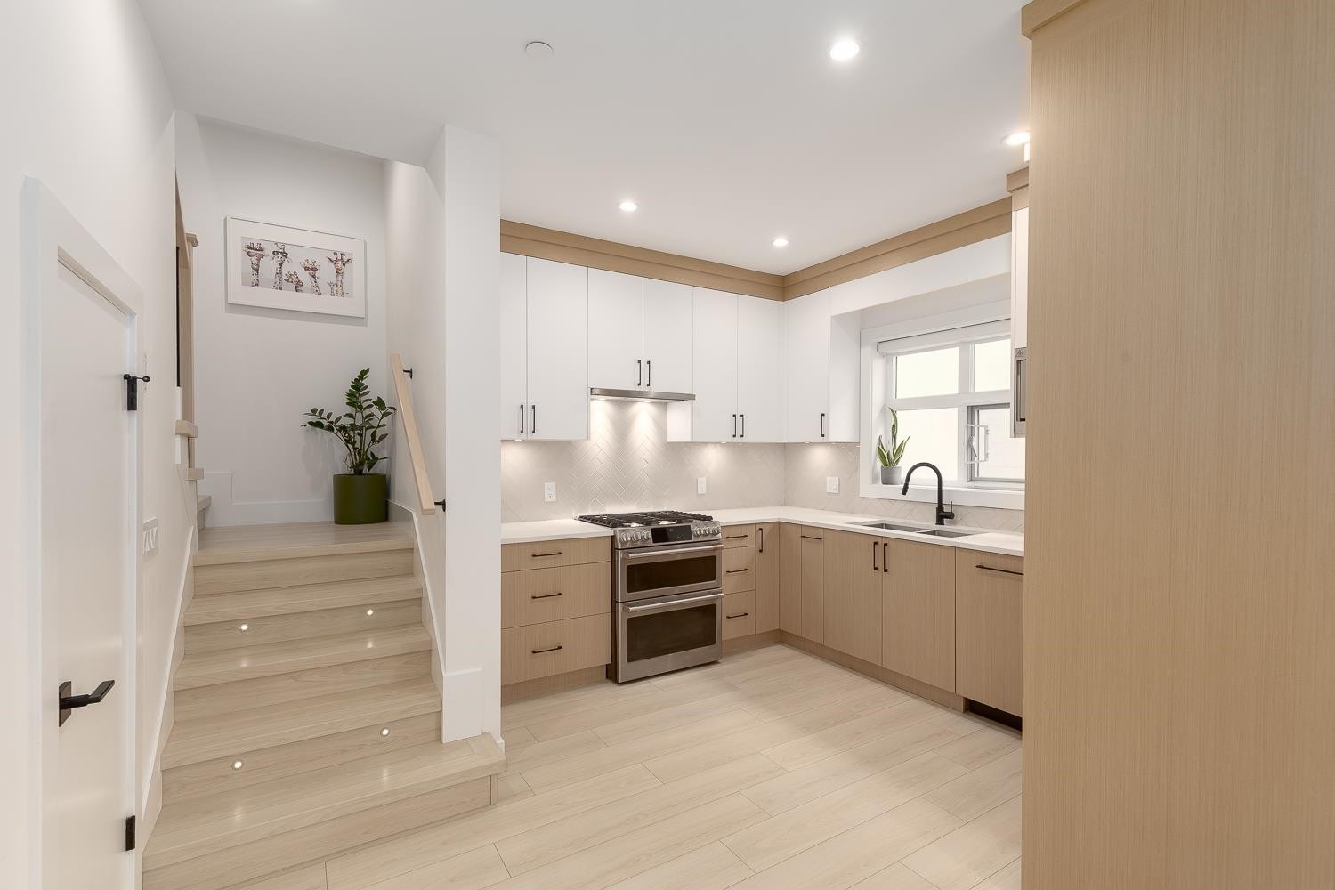 1727 22Nd Avenue E, Vancouver, BC