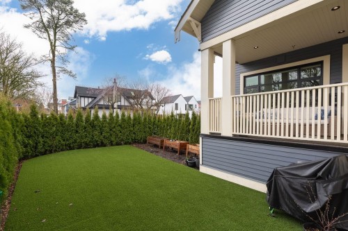 1727 22Nd Avenue E, Vancouver, BC 