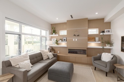 1727 22Nd Avenue E, Vancouver, BC 