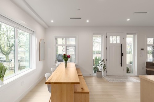 1727 22Nd Avenue E, Vancouver, BC 