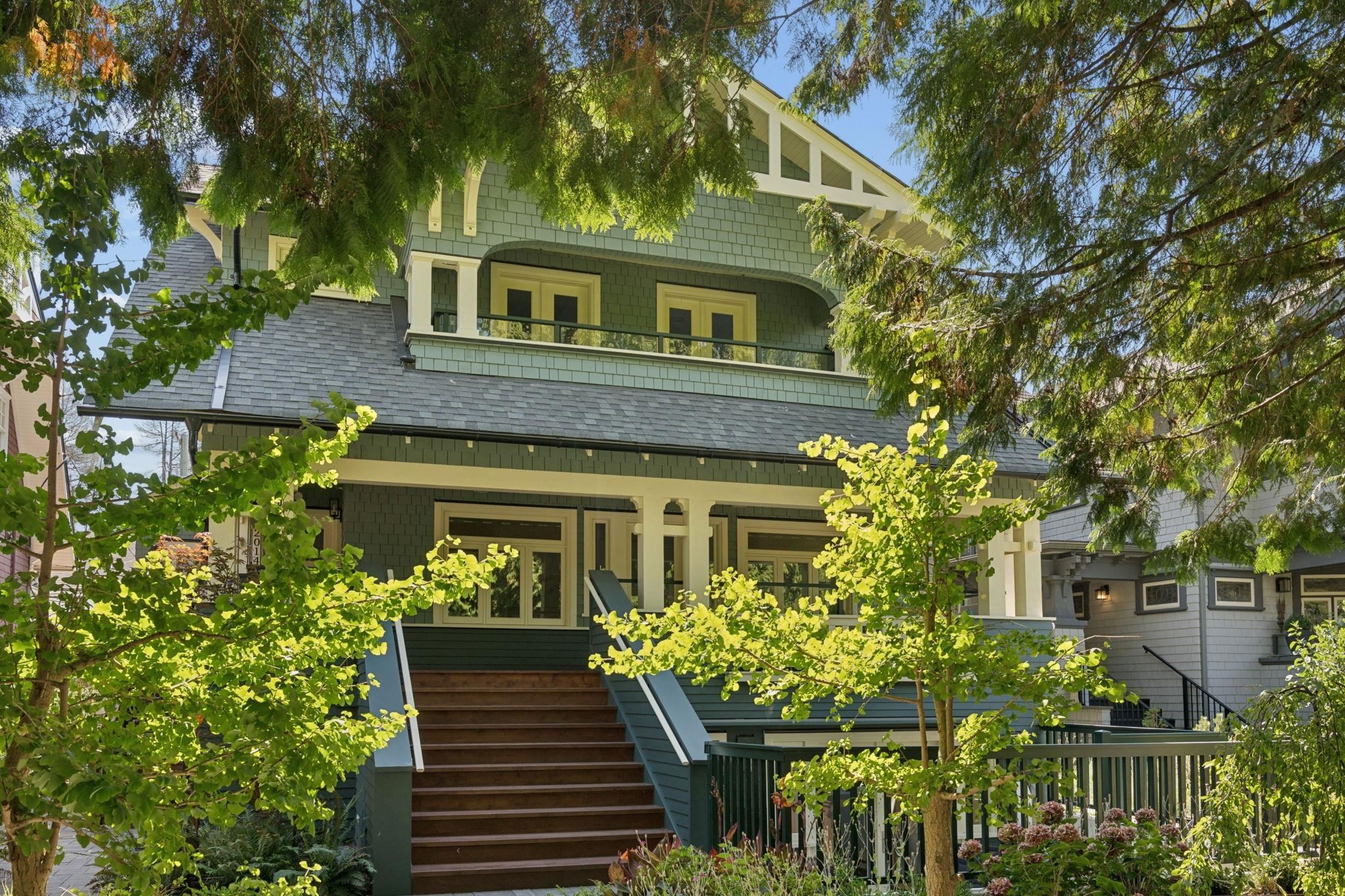 2012 15Th Avenue W, Vancouver, BC
