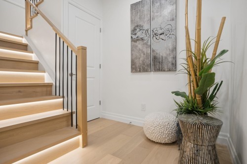 2012 15Th Avenue W, Vancouver, BC 