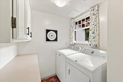 5584 Maple Street, Vancouver, BC 