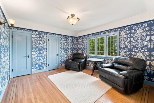 5584 Maple Street, Vancouver, BC 