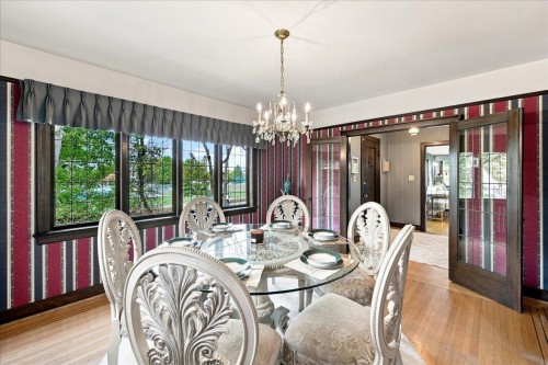 5584 Maple Street, Vancouver, BC 