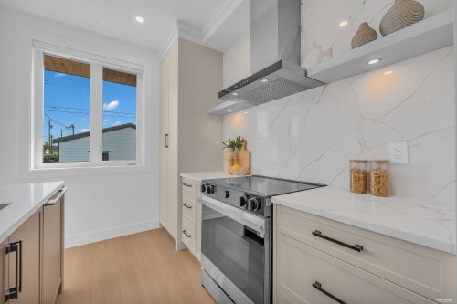 4328 Rupert Street, Vancouver, BC 
