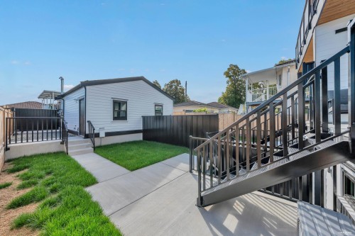 4328 Rupert Street, Vancouver, BC 