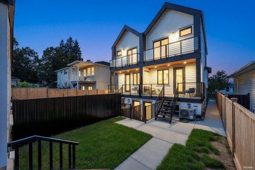 4328 Rupert Street, Vancouver, BC 