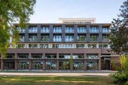 419-133 49th Avenue W Vancouver, BC V5Z 2S3