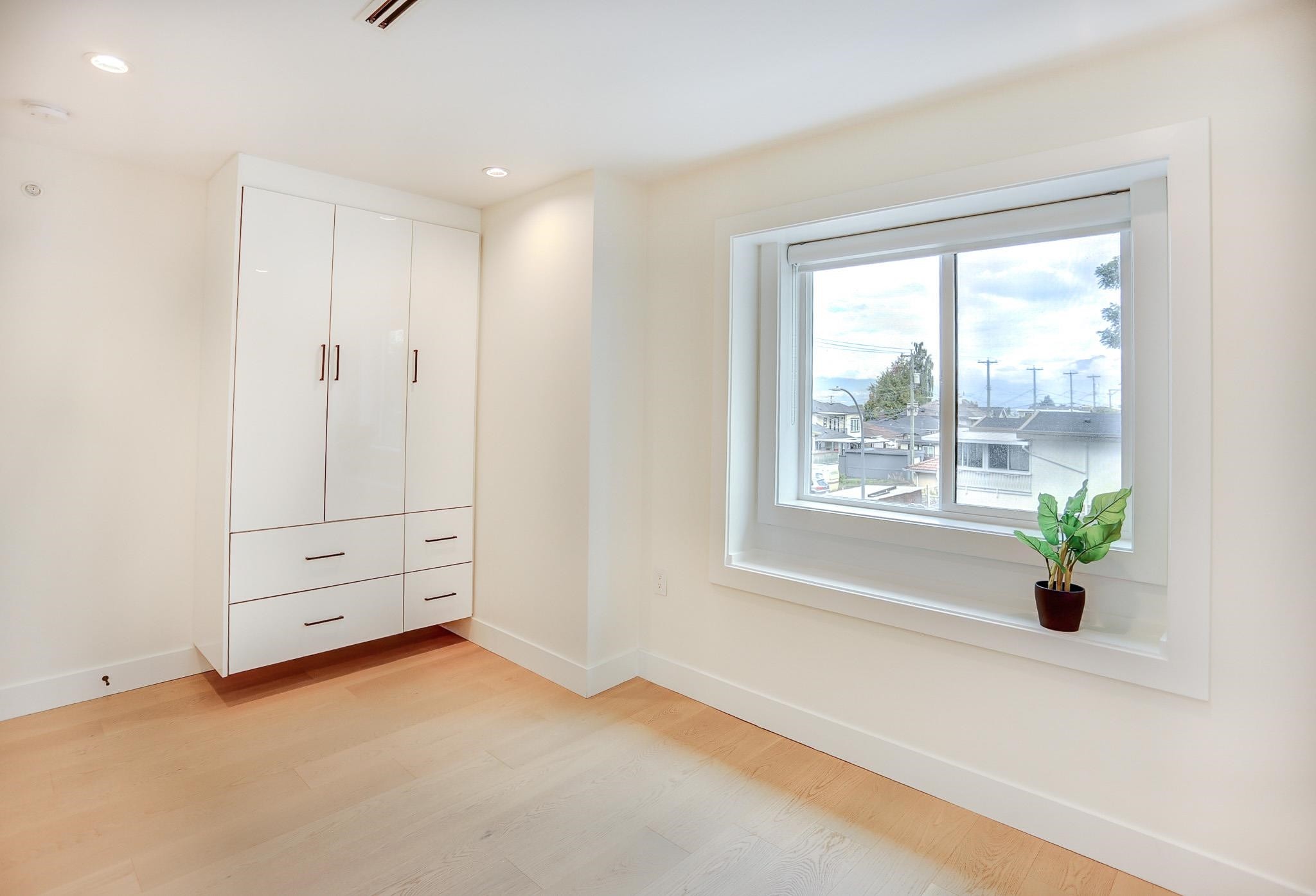 2026 32Nd Avenue E, Vancouver, BC