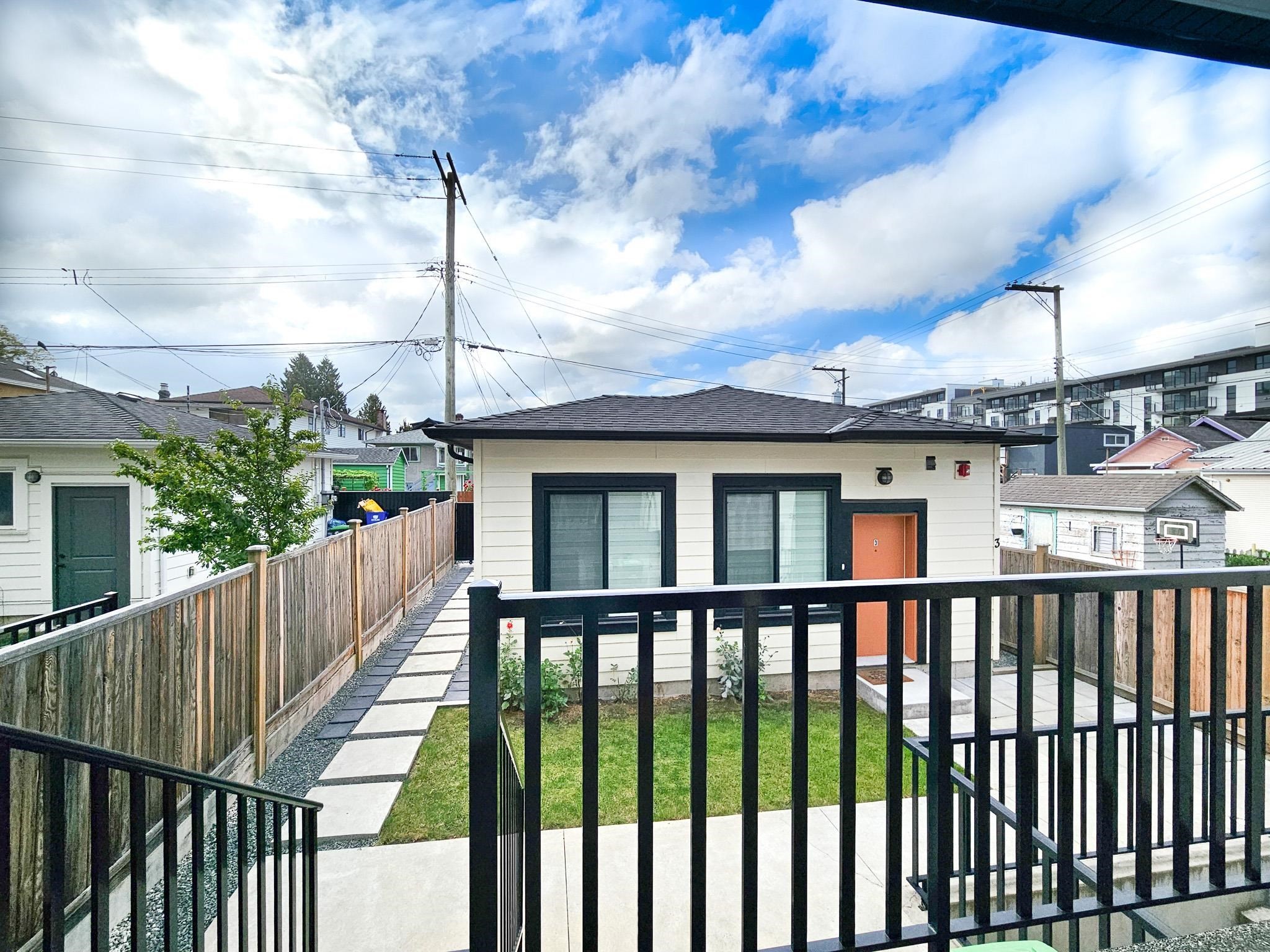2026 32Nd Avenue E, Vancouver, BC