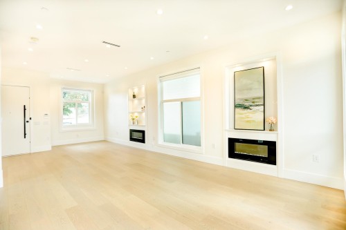 2026 32Nd Avenue E, Vancouver, BC 