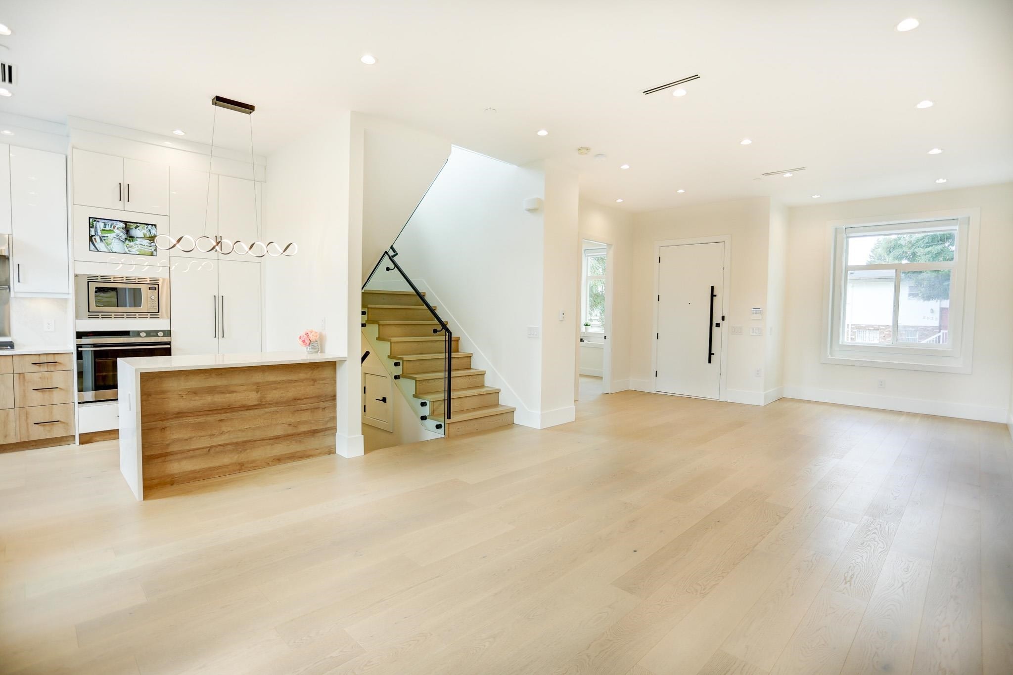 2026 32Nd Avenue E, Vancouver, BC