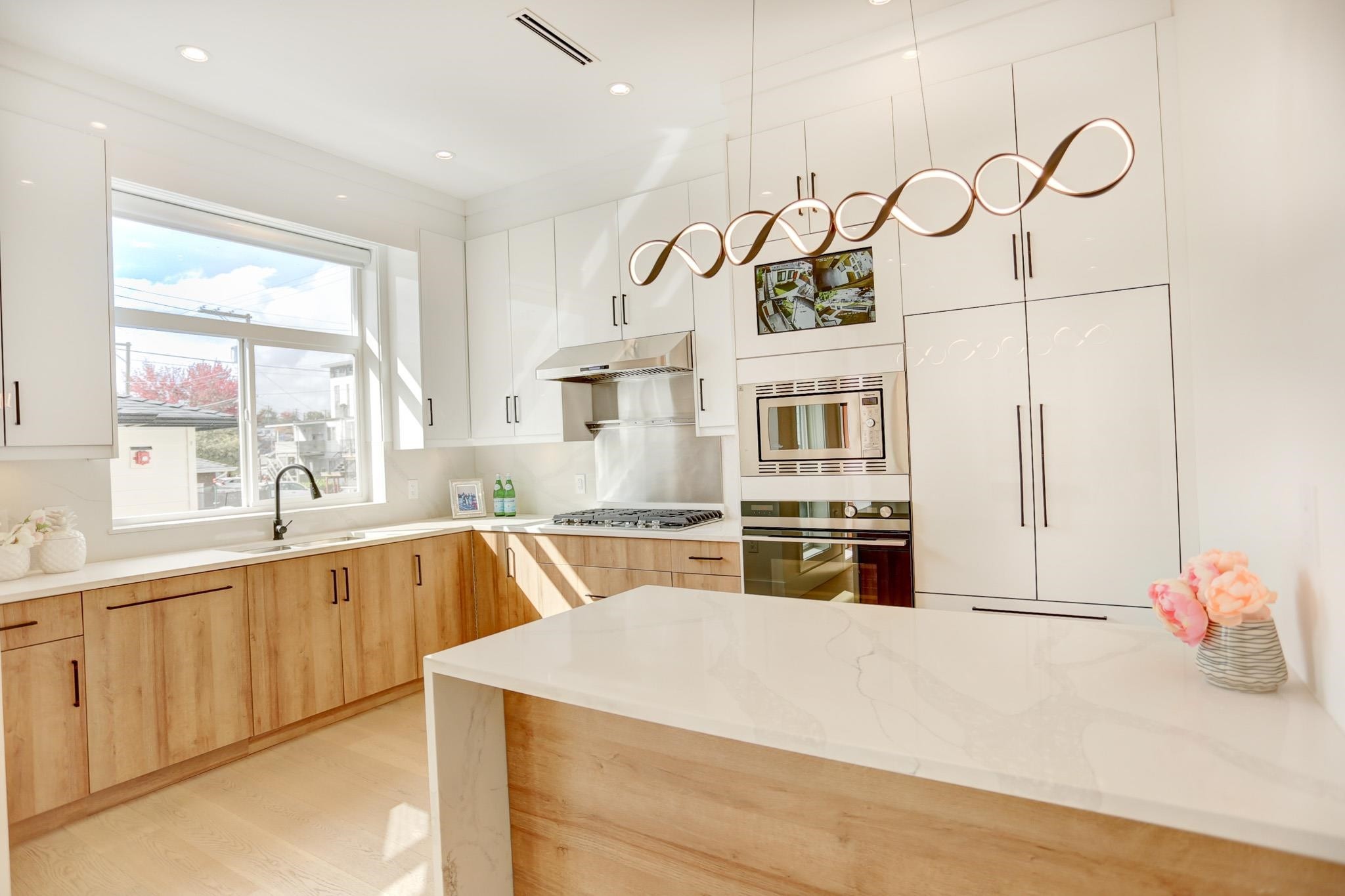 2026 32Nd Avenue E, Vancouver, BC
