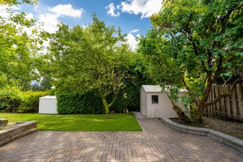 799 Donegal Place, North Vancouver, BC 