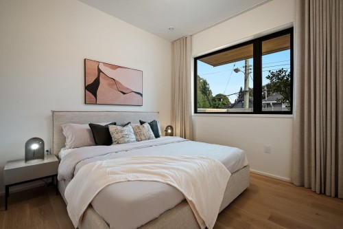 166 38Th Avenue E, Vancouver, BC 