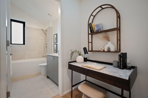 166 38Th Avenue E, Vancouver, BC 