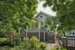 614 19th Avenue E Vancouver, BC V5V 1K2