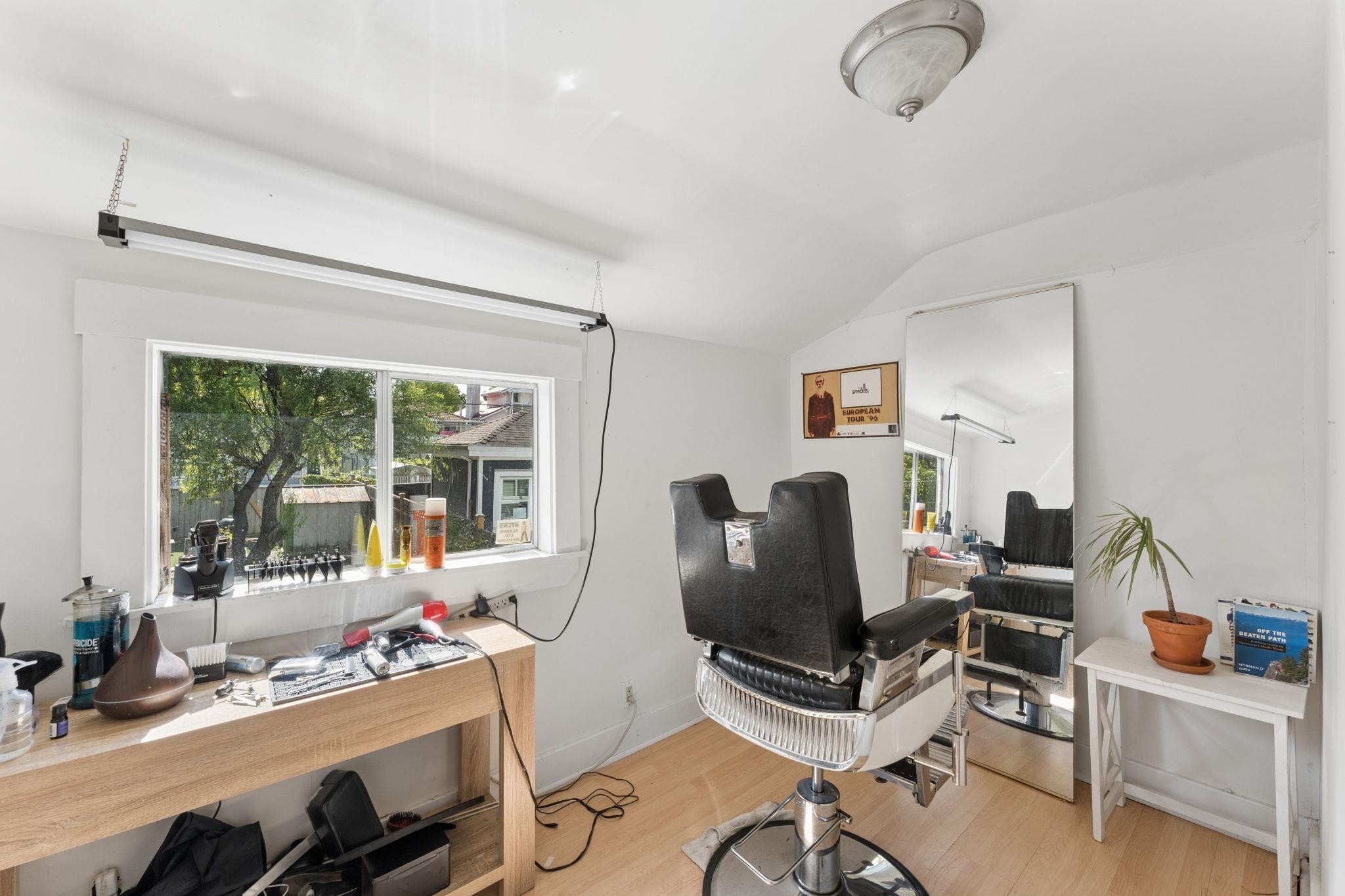 614 19Th Avenue E, Vancouver, BC