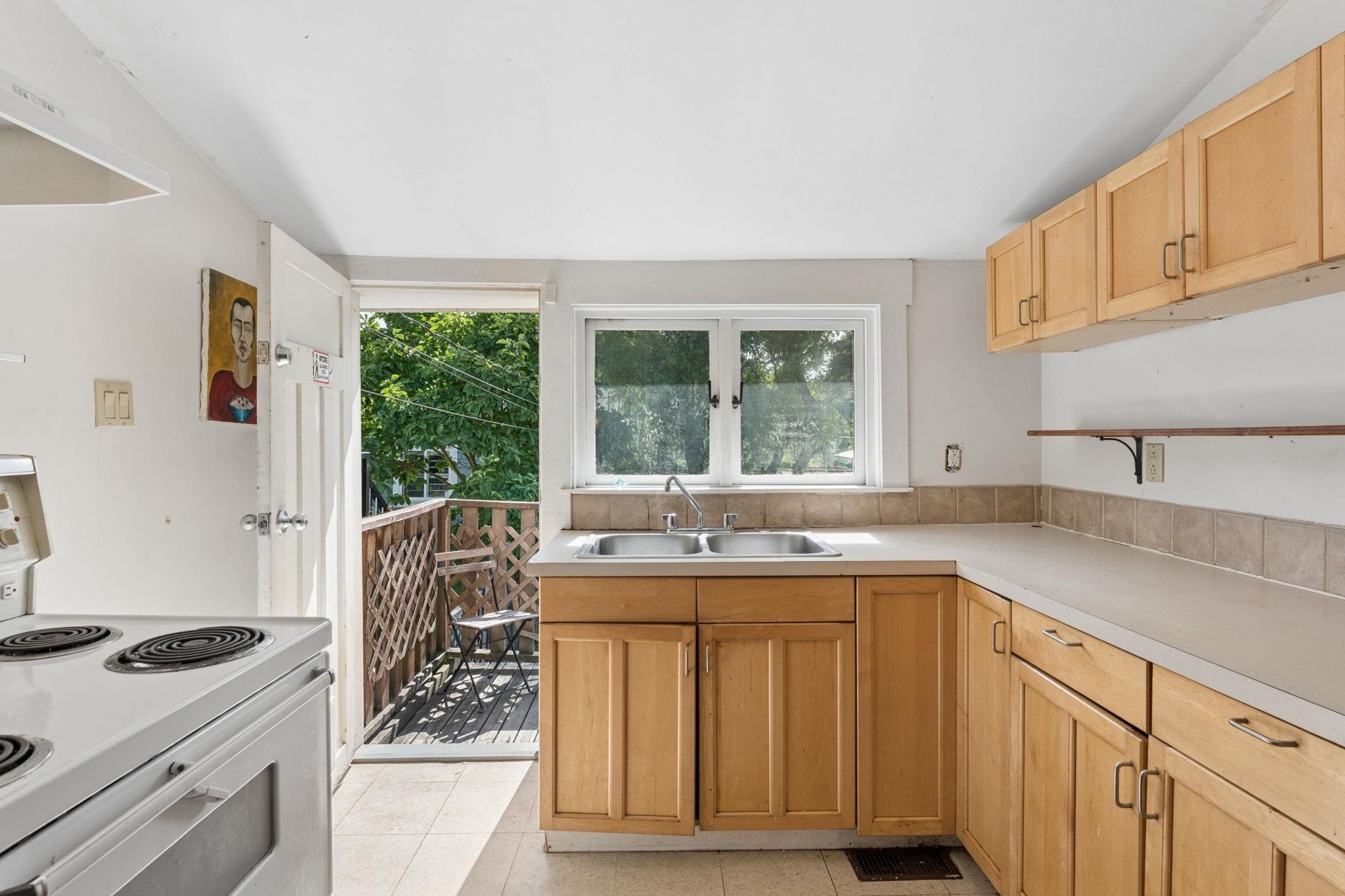 614 19Th Avenue E, Vancouver, BC