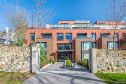 702-7128 Adera Street Vancouver, BC V6P 0H6
