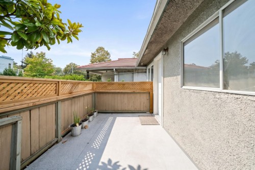 1534 71St Avenue W, Vancouver, BC 