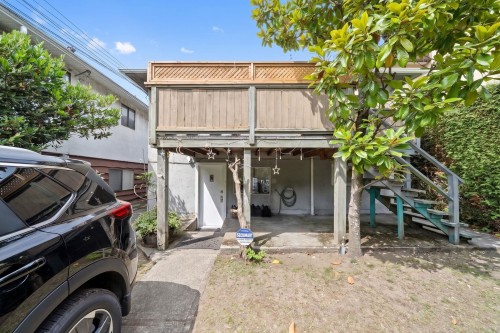 1534 71St Avenue W, Vancouver, BC 