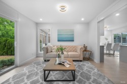6038 Gilley Avenue Burnaby, BC V5H 4B3