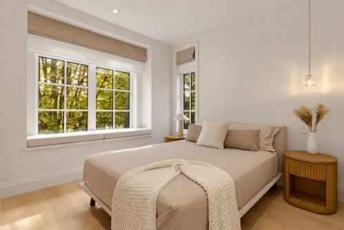 3887 15Th Avenue W, Vancouver, BC 