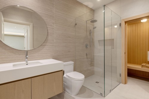 3887 15Th Avenue W, Vancouver, BC 