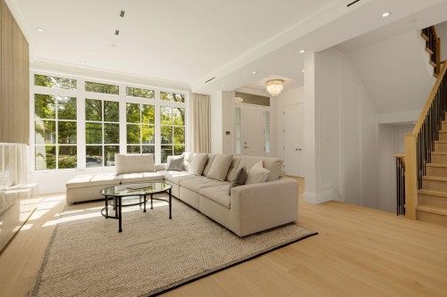 3887 15Th Avenue W, Vancouver, BC 