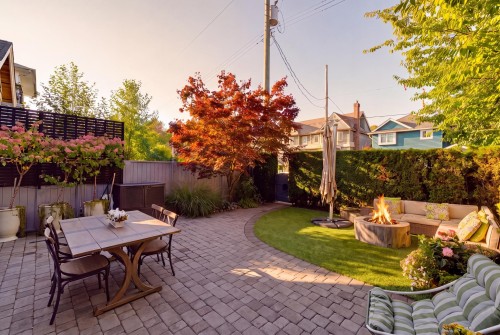 3328 7Th Avenue W, Vancouver, BC 